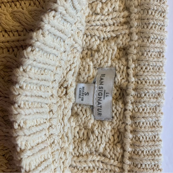 LL Bean Signature Sweater - Picture 4 of 5